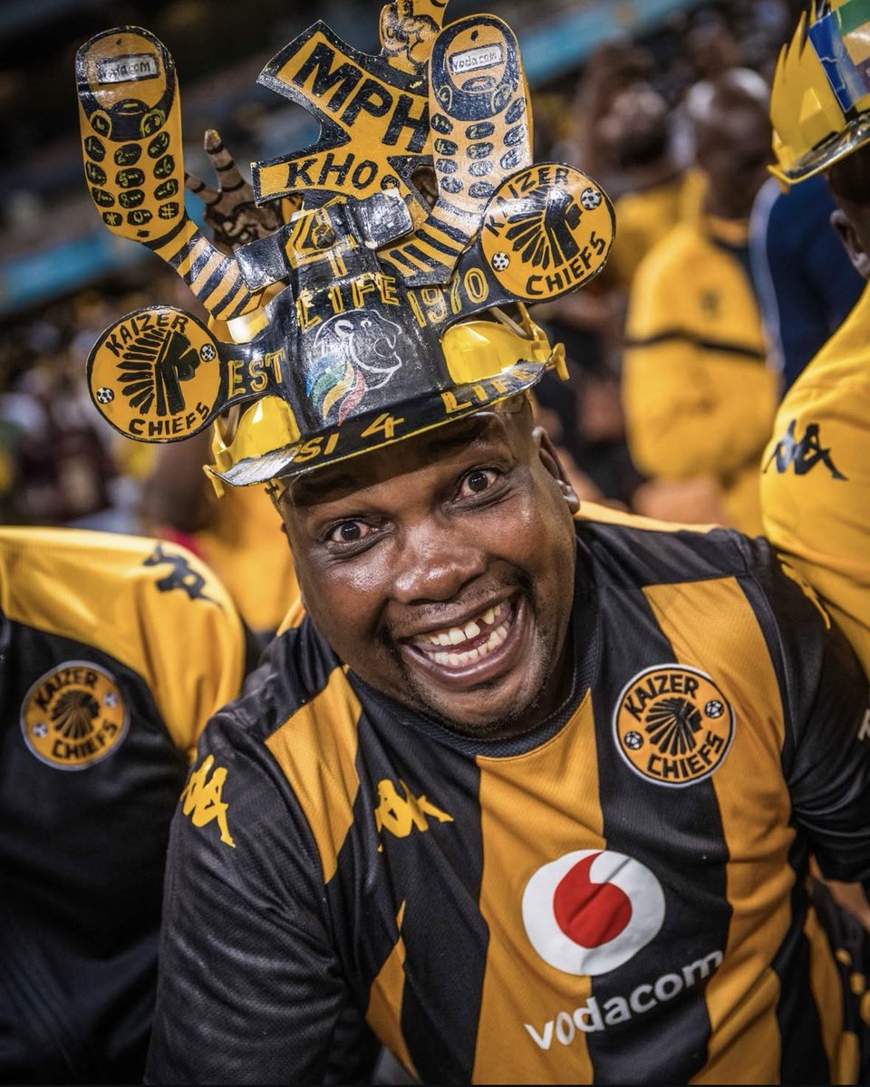 kaizerm_jr's tweet image. Game by Game.

Great seeing the amakhosi faithful in the stadium last night. We have missed you. 

#amakhosi4life #khosi #AlwaysHome
@KaizerChiefs