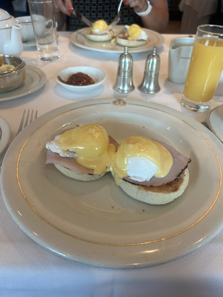 Eggs Benedict for breakfast this morning. <a href="/girl_merc/">💙Von💙</a> .
Then a run ashore in Sunny Aruba.
We have an overnight tonight so a laid back couple of days on this beautiful Island.
#Cruise 
#Caribbean 
<a href="/cunardline/">cunardline</a>