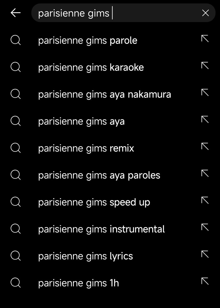 Le couplet d'Aya lave tellement son couplet qu'en tapant Parisienne sur YouTube l'application nous recommande même pas La Mano 😂😂😂😂😂😂