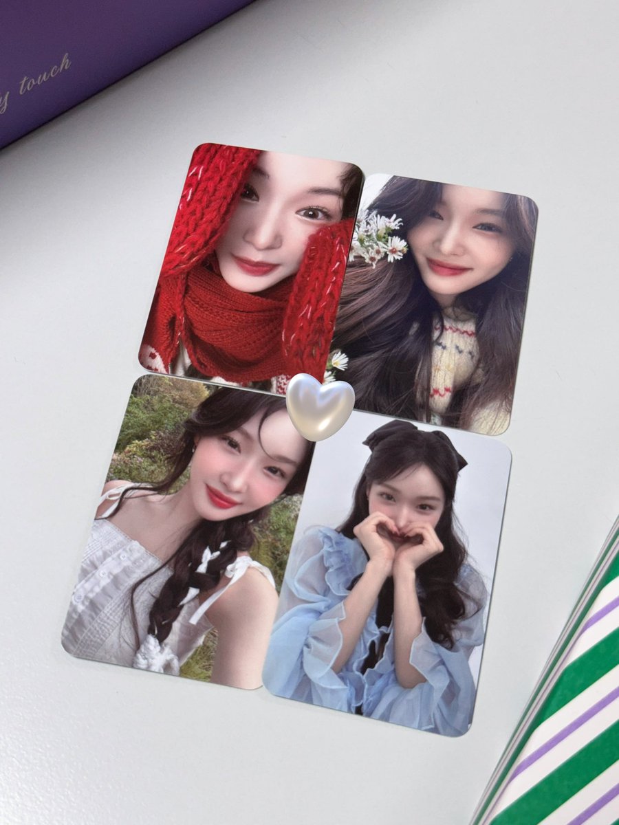 시그 너무 마음에 들어
청하 너무 이쁘니야💜