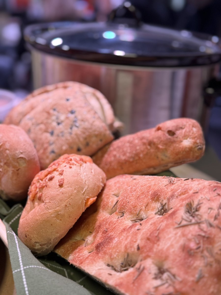 Emily Richards tweet media