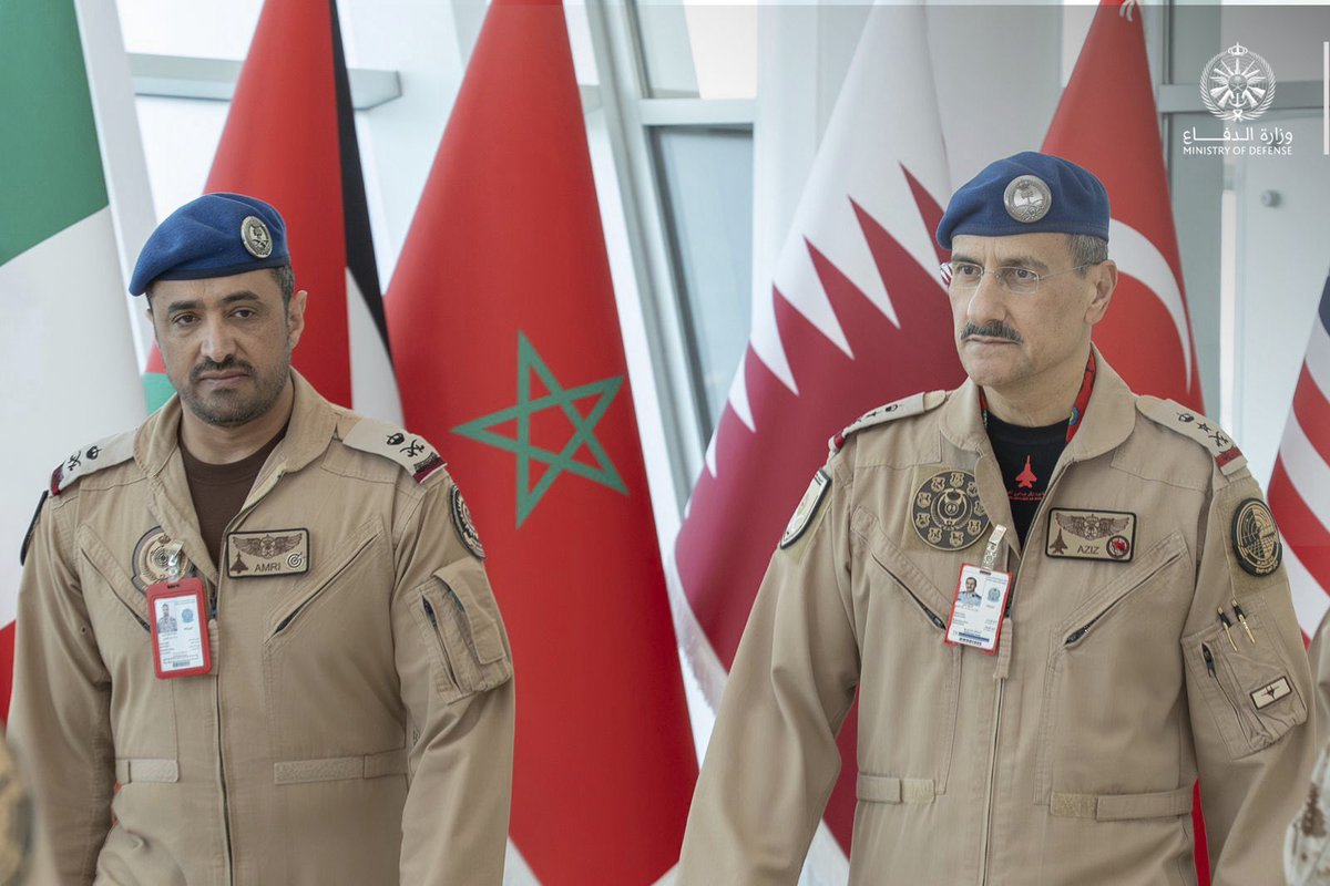 modgovksa's tweet photo. سمو قائد القوات الجوية يقف على سير مناورات تمرين #رماح_النصر_2026 في مركز الحرب الجوي بالقطاع الشرقي، والقاعدة الجوية المتقدمة بالهفوف.

https://t.co/sXVcfWm2VF https://t.co/wWwY6r1zQp