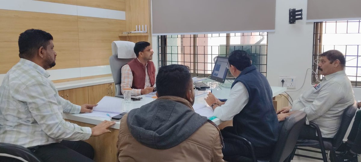 માનનીય પ્રાયોજના વહીવટદાર સાહેબશ્રી, છોટા ઉદેપુરના અધ્યક્ષસ્થાને તાલુકા સ્વાગત કાર્યક્રમ માહે-જાન્યુઆરી ૨૦૨૬ માં મળેલ ઓનલાઇન અરજીઓનો હકારાત્મક નિકાલ કરવામાં આવેલ છે.<a href="/collectorcu/">Collector Chhotaudepur</a> <a href="/sdmbodeli/">SDM Bodeli & ERO Sankheda 139</a> <a href="/CMOGuj/">CMO Gujarat</a> #SWAGAT