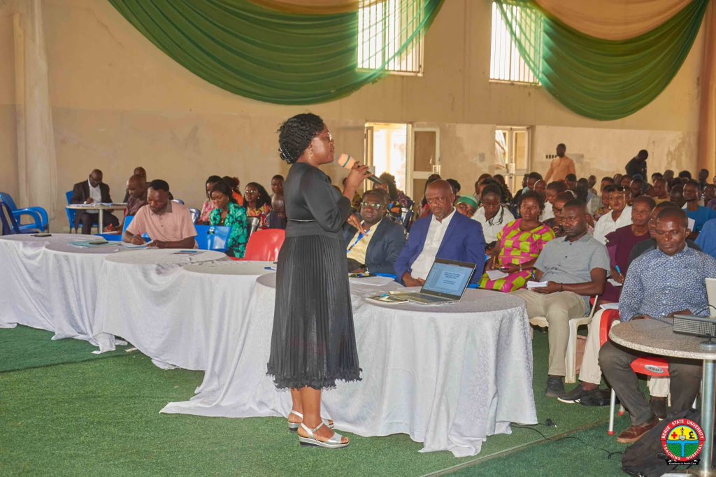 BSUTHMKD's tweet photo. BSUTH CMD REAFFIRMS COMMITMENT TO STAFF DISCIPLINE.

The Chief Medical Director of the Benue State University Teaching Hospital Makurdi, Dr. Terungwa Stephen Hwande, has vowed to sustain strict staff discipline to enhance professionalism and service delivery at the hospital. https://t.co/ji1zVRfSbf