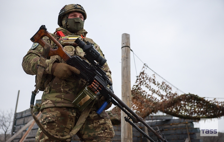 Russian troops struck a warehouse of loitering munitions and deployment areas of Ukrainian armed formations and foreign mercenaries over the past 24 hours in the special military operation in Ukraine, Russia’s Defense Ministry reported on Wednesday:
vk.cc/cTCaDu