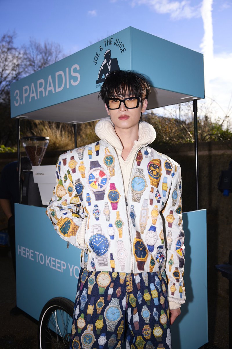 AllNews_th's tweet image. พาส่องลุคเท่ๆของหนุ่ม “โทมัส ธีร์ทัศน์” ที่บินลัดฟ้าเข้าร่วมชมแฟชั่นโชว์ 3.PARADIS คอลเล็กชั่น Autumn/Winter 2026 in PARIS 

#3ParadisxThomas
#tthomastc @tthomastc 
#3Paradis