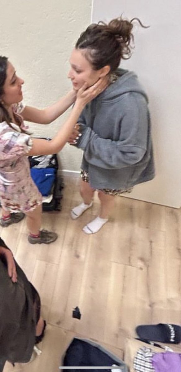 voidblyithe's tweet image. Riportatemi a quando questi erano i problemi #holdarah #amici25