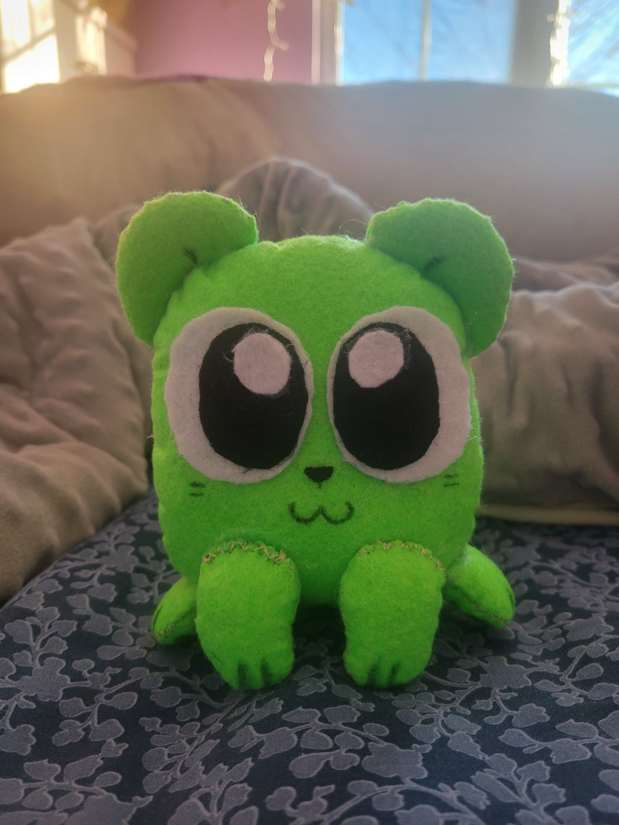 MilkshitRawr's tweet photo. GUYS! @GreenNuggetMDP !!! I FOUND LLOYD! he was in my house!!
@greenmugget 
@GreenMaxDsgnPro 
#maxdesignpro #greendesignpro #mdptwt #mdp #gdp https://t.co/FLCz3zfq32