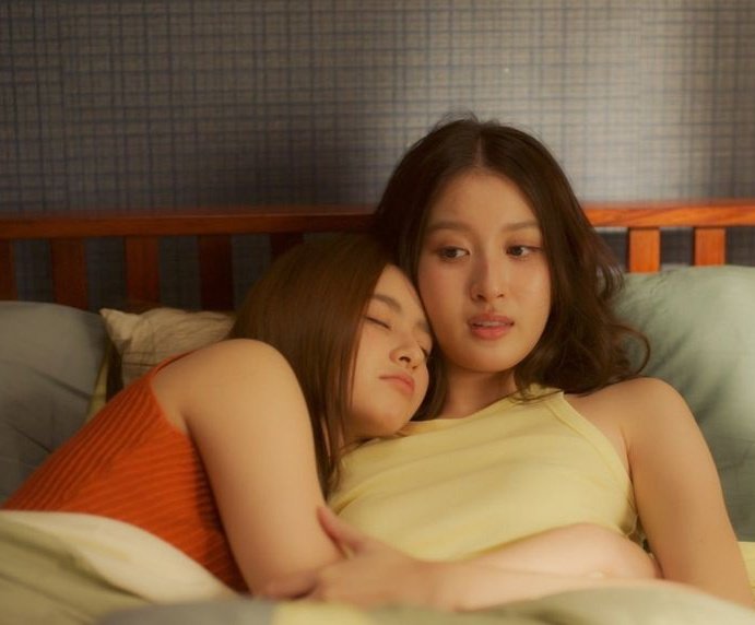 #1BambiiDefender tweet media