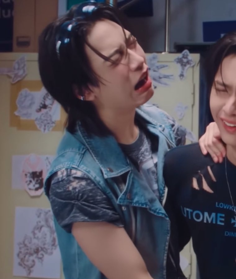 babybunnyI3oo's tweet image. ( ߹ᯅ߹) ภาพมีเสียง กรุณาลดเสียงก่อนรับชม

#NEXnattakit 
#BUS_SoBlue_MV