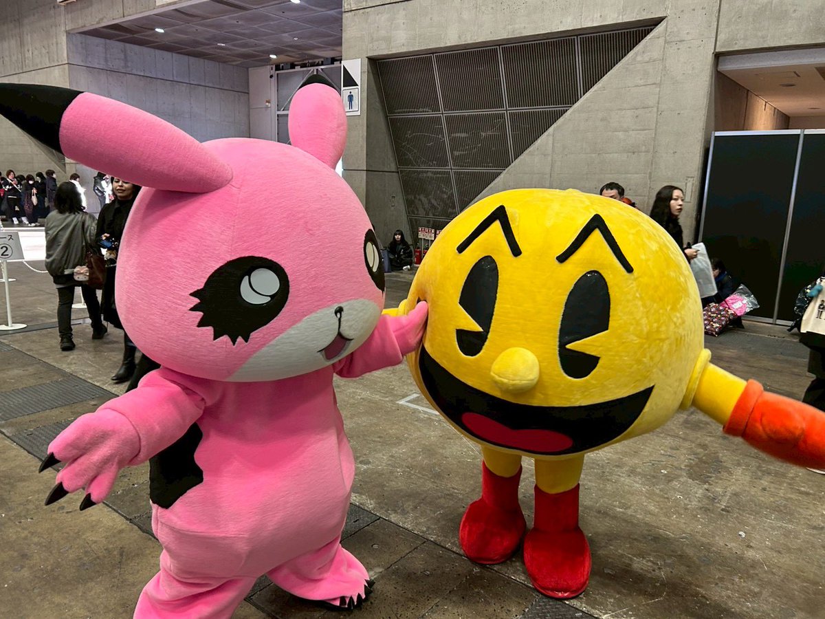 東京コミコンではパックマンとも一緒でした（嬉）ありがくぅ⭐︎
#東京コミコン
#東京コミコン2025