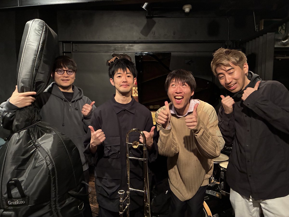 高井天音 tweet media