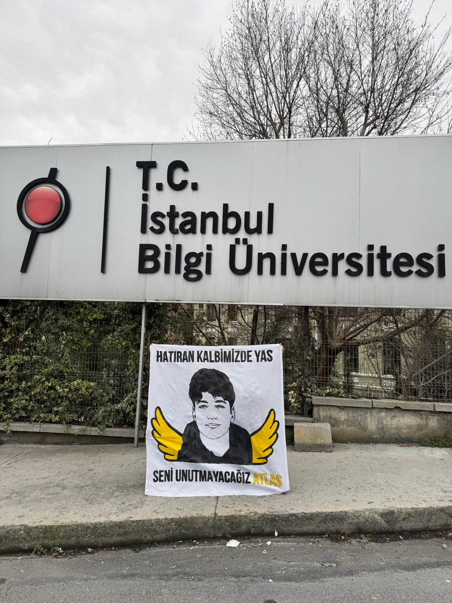 Hatıran kalbimizde yas, seni unutmayacağız Atlas.

#UNIGFB