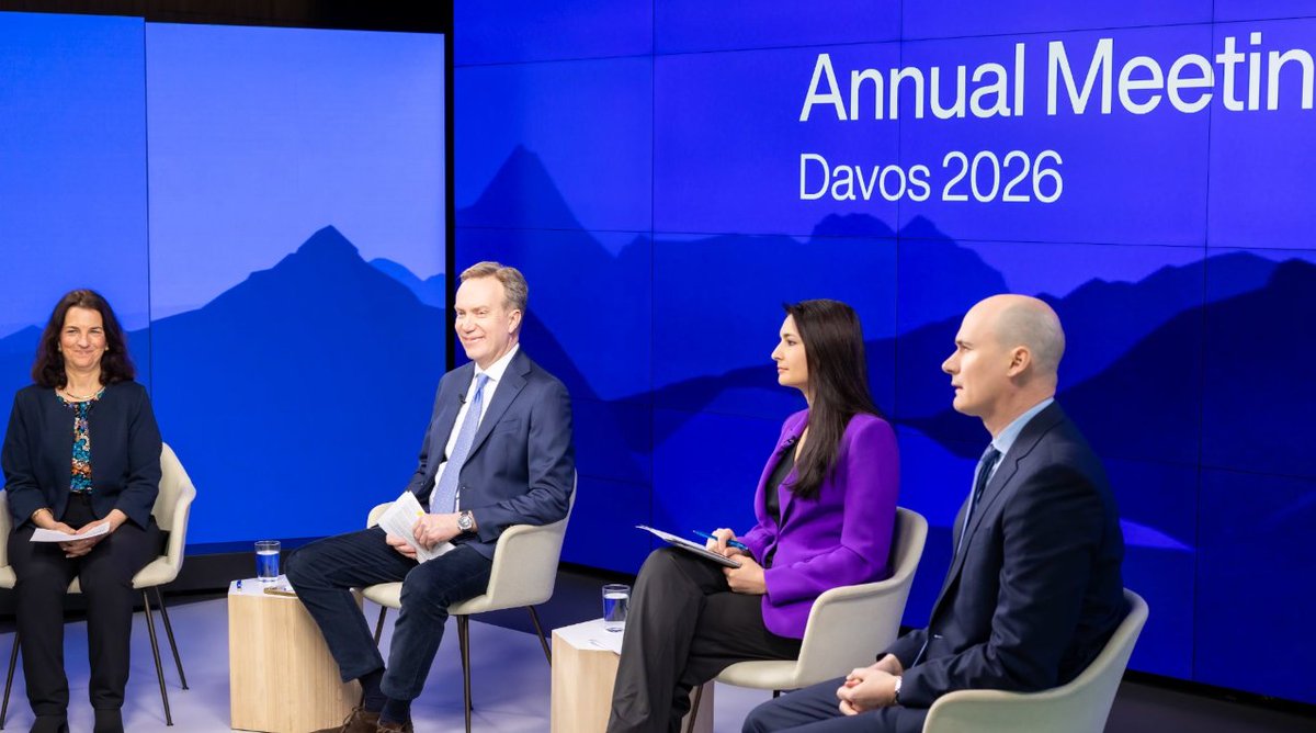 The Governor of the Bank of France and the CEO of Coinbase debated the sources of trust in currency at the Davos Forum.