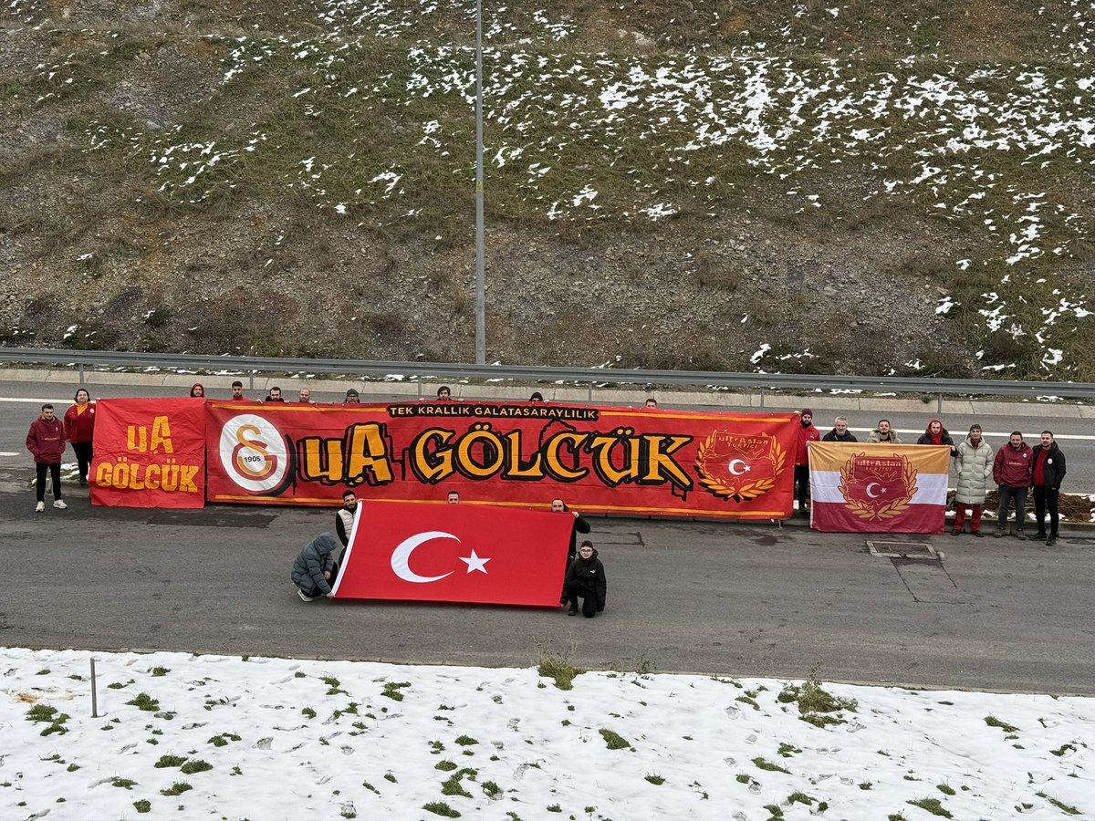 “Siz zannetmeyin ki bu bayrak sadece Türkiye’nin, Türklerin bayrağı. O bayrak dünyadaki Müslümanların bayrağıdır...” GELİYORUZ GALATASARAY !

#uAGölcük #uAGölcükLise #uAYurtiçi #ultrAslan #ChampionsLeague