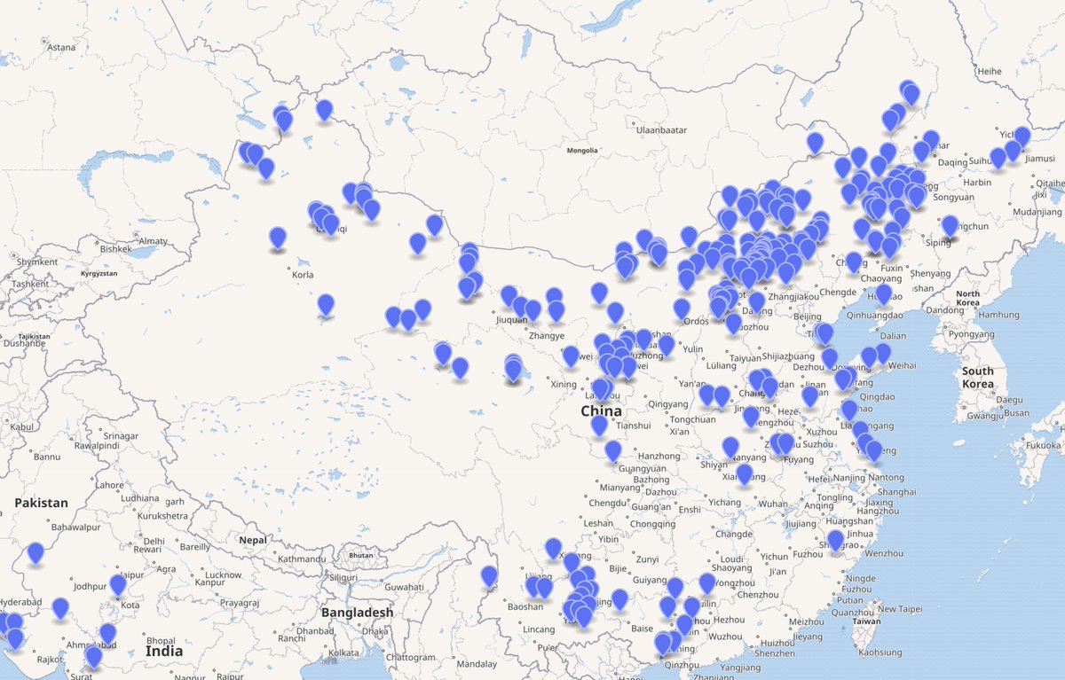 🇺🇸 Przemówienie D. Trumpa jest mniej więcej w tym tonie: 

"Chiny mają, produkują prawie wszystkie wiatraki, a ja nie byłem w stanie znaleźć ani jednej farmy wiatrowej w Chinach. Wiecie?" 

Pewnie, że wiemy. Nie ma ani jednej.