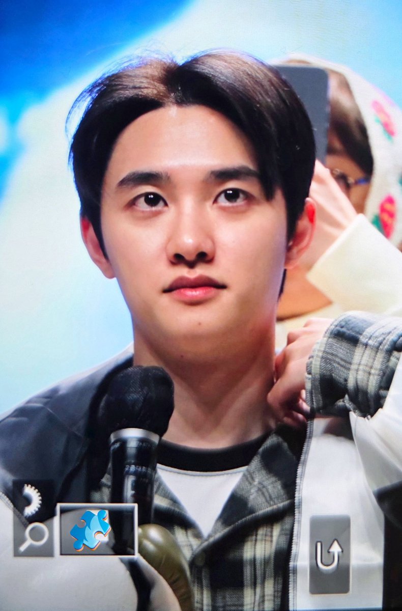 kyungsoo_stan's tweet image. The moon era enthusiasts, we are so back!!!!😭