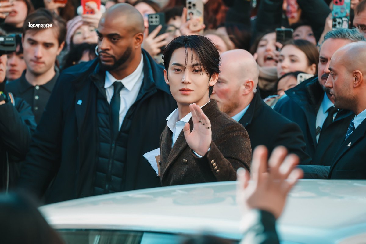 Ice9montea_'s tweet image. 260121 Dior

MINGYU BACK AT DIOR PFW
#MINGYUxDiorWinter26 #DiorWinter26
#MINGYU #민규 
@dior @pledis_17