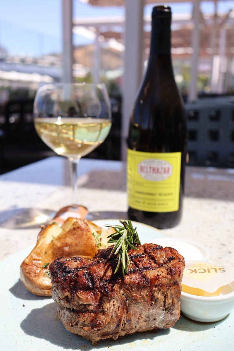 BelthazarCT's tweet photo. Fillet steak with baked potato, paired perfectly with our Belthazar Chardonnay Reserve.
#belthazarrestaurant #belthazar #steak #filletsteak #belthazarcapetown #capetownetc #restaurant #steakhouse #secretcapetown #chardonnay #winepairing https://t.co/fj9nCoxLuR