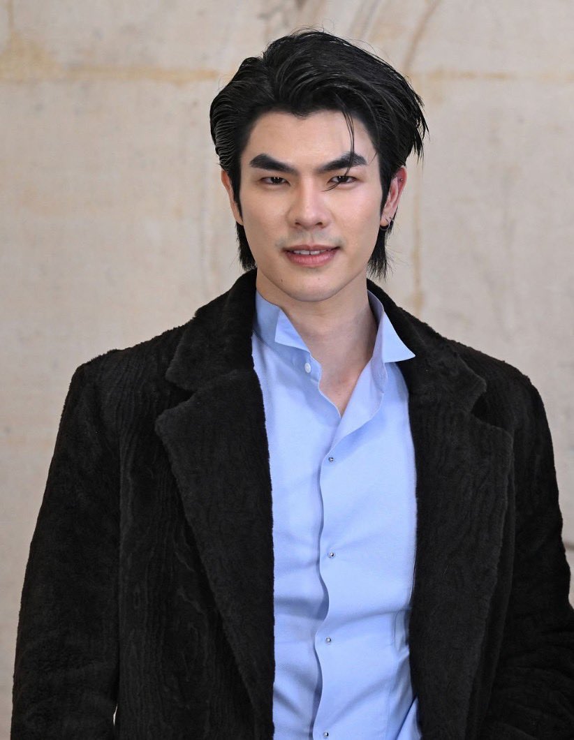 มาย ภาคภูมิ แขกฟรอนต์โรวของโชว์ Dior Men’s Winter 2026–2027

#WWDThailand 
#DiorWinter26 
#มายภาคภูมิ
#MilePhakphum
