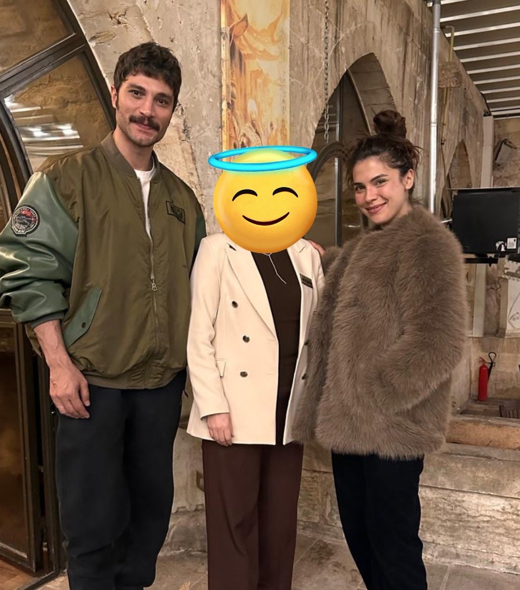 charmist11's tweet image. ANNEEĞĞĞĞĞ BAYILCAM GÜZELLİĞİNİZEEEEEE İLDAM’ım da İLDAM’ım 😭😭🤍🤍🤍🤍🤍 #YılSer #HalefKöklerinÇağrısı