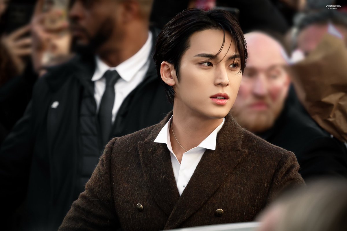 ph970406's tweet image. 260121 DIOR #민규 

Prince🖤

#MINGYUxDiorWinter26 #DiorWinter26
#MINGYU #세븐틴 #SEVENTEEN
@dior @pledis_17