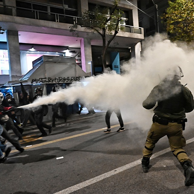 a_p_Ascaso's tweet photo. Για την 6η Δεκέμβρη του 2025 και την ένταση της κατασταλτικής εκστρατείας του κράτους.
/../ H απάντηση μας στην ένταση της κατασταλτικής εκστρατείας, συνδέεται αναπόφευκτα με την μαζικοποίηση των κινήσεων μας /../
Περισσότερα: https://t.co/qRRIQLEZoF
#antireport https://t.co/c14zvdc4jL