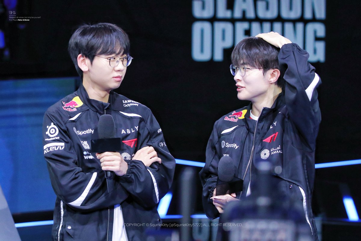 squirrlekitty's tweet photo. 260109 LCK 시즌 오프닝 페이커 도란

뭐 얘기하는 거야ㅋㅋㅋㅋ

#페이커 #이상혁 #Faker
#도란 #최현준 #Doran https://t.co/mMCx0jjDj2