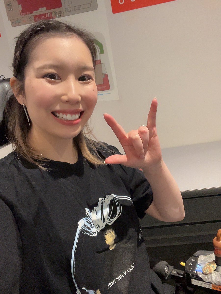 24日までに体調を…!!って呟いてたけど、24日のイベントのことつぶやくの忘れてた😂笑
24日までにどうしても元気になりたい訳は…

ホワイトハンドコーラスNIPPONの単独コンサートin東京があるから❣️