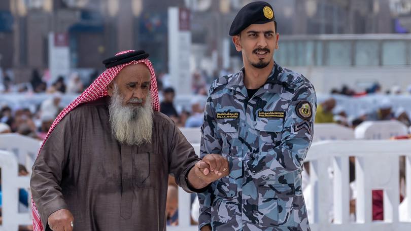 اللهم أعظم أجر رجال أمن الحرمين،احفظهم بعينك التي لا تنام،واجعل مايبذلونه في ميزان حسناتهم،يحملون الأمان على أكتافهم ليطوف ويصلي الجميع في سكينة<a href="/security_gov/">الأمن العام</a> يا فرسان الأمن في الحرمين الشريفين أنتم خير جند الله في أطهر بقاع الأرض،اللهم احفظكم كما تحفظون حرمه وضيوفه❤️<a href="/KingSalman/">سلمان بن عبدالعزيز</a>❤️