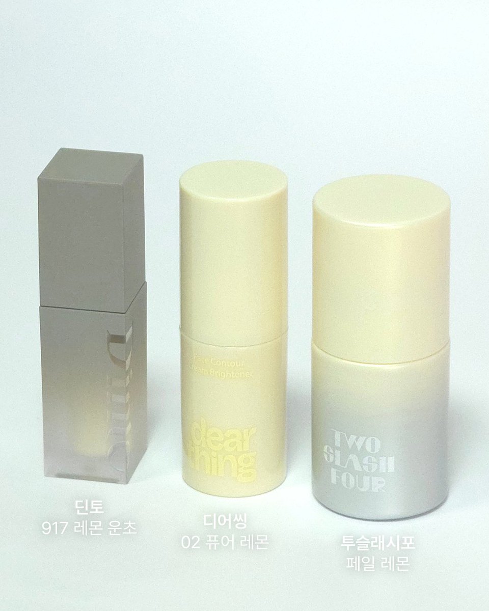 zzi_9uma's tweet image. #꾸돈꾸산 #제품제공

레몬 컨실러 3종을 비교해 보자!

딘토 - 917 레몬 운초
디어씽 - 02 퓨어레몬
투슬래시포 - 페일 레몬

바쁘다바빠현대인들을 비교 요약

촉촉함: 디어씽 &amp;gt;&amp;gt;&amp;gt; 투슬포 &amp;gt; 딘토
커버력: 딘토 = 투슬포 &amp;gt;&amp;gt; 디어씽
밀착력: 투슬포 &amp;gt; 딘토 &amp;gt;&amp;gt;&amp;gt;&amp;gt;&amp;gt;&amp;gt; 디어씽

제품별 자세한 후기는 타래로