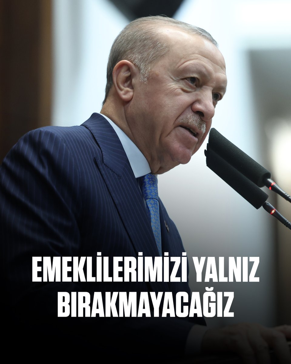 RTErdogan's tweet image. Ömürlerinin önemli bir kısmını ülkelerine hizmetle geçirmiş emeklilerimiz bizim başımızın tacıdır, her türlü hizmete ve hürmete ziyadesiyle layıktır.…