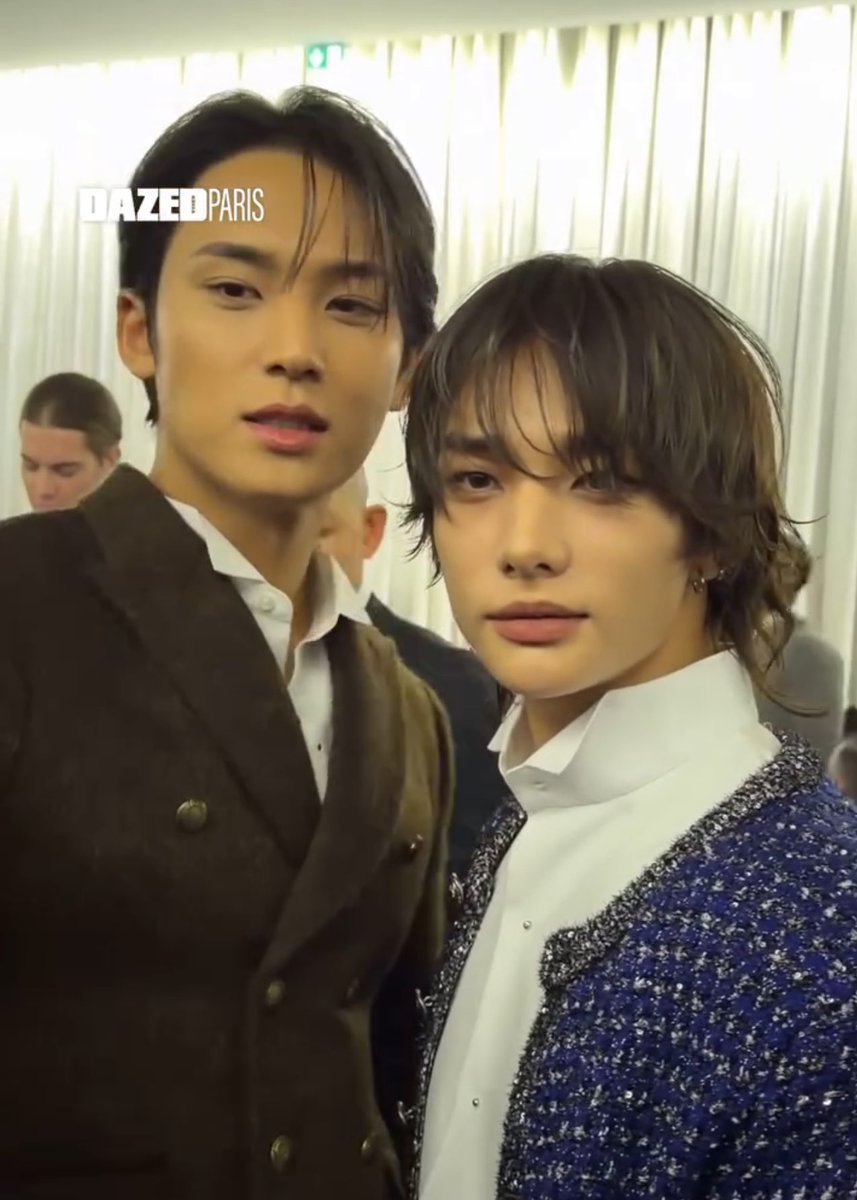 wonubliss's tweet image. mingyu with hyunjin