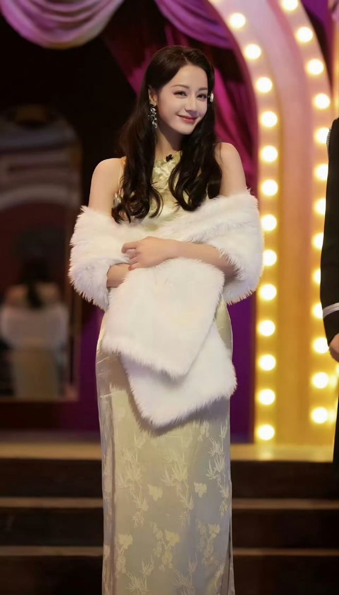 Imaging from now🤩
Can't wait 
#九重天 #Dilraba #Dilireba