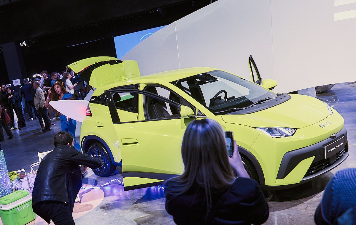 autoblogar's tweet image. 🔹Opinión: “Los concesionarios de BYD están fuera de control en Argentina”.
🔹La marca lo niega, pero Autoblog no para de recibir denuncias de clientes.
🔹Carlos Cristófalo escribe: "Marca nueva, vicios viejos": autoblog.com.ar/opinion-los-co…