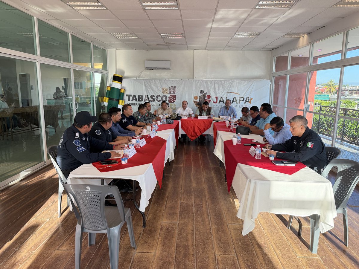Como todos los días, empezamos nuestra jornada en la Mesa Regional para la Construcción de La Paz y Seguridad. Continuamos esta semana desde Jalapa.