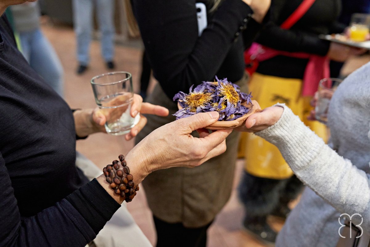 BotankaTeplice's tweet photo. Výstava o vůních a aromatických rostlinách pod názvem "Rozum a čich" byla 20. ledna slavnostně zahájena. K vidění (a čichání) až do konce března. https://t.co/IoQ34cR16n