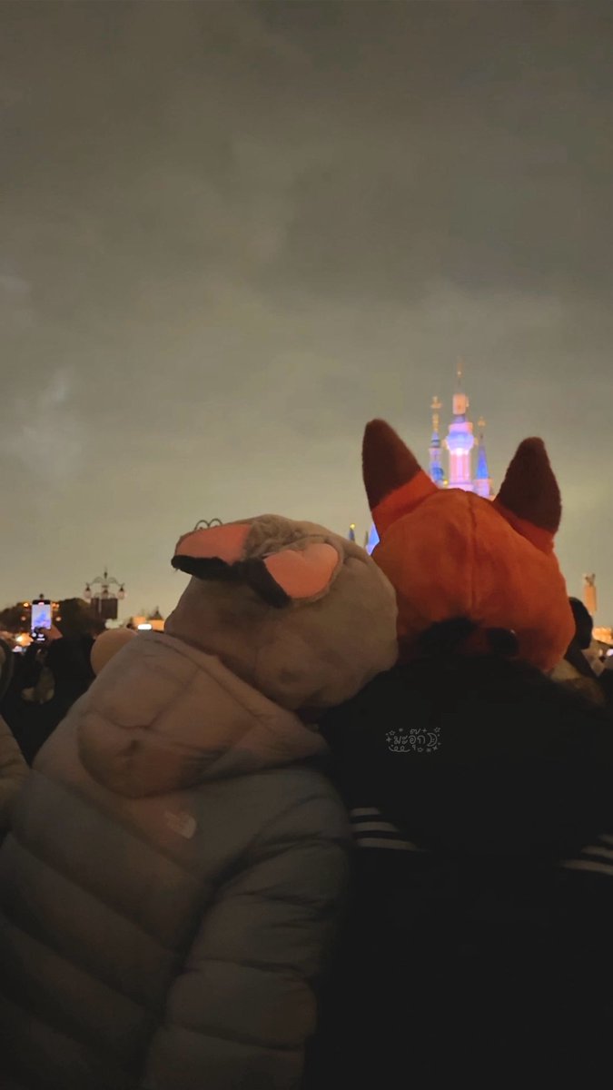 zjmoon_'s tweet image. 2nd💗🦆🐰

 #KNP2getherForever