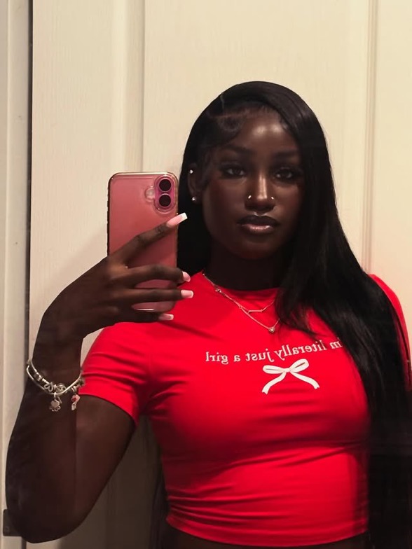 blacktwiterthrd's tweet image. Dark skinned women for the win