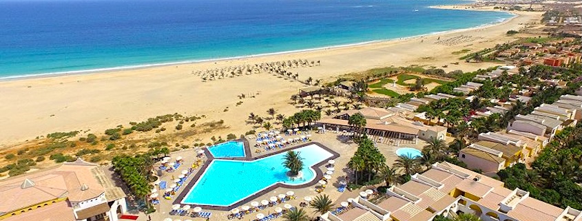 The proposed Little Africa project on the island of Maio was originally programmed to commence on site on 1 July 2021. There has been very little news since then. More: discover-cape-verde.com/little-africa-…