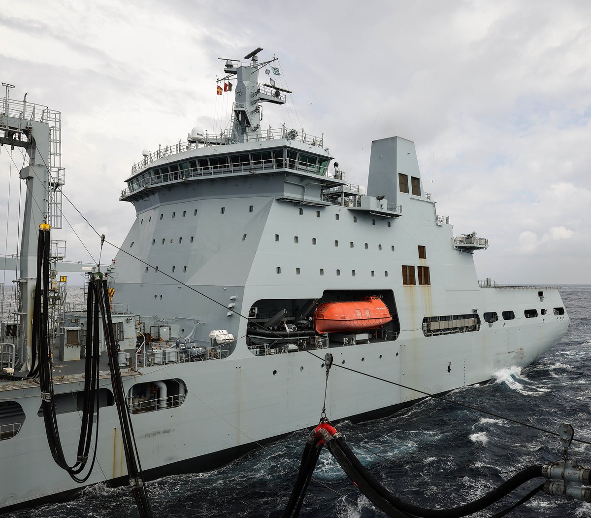 NavyLookout's tweet image. The RFA is lurching towards another crisis due to Treasury penny- pinching.

Last week RFA leadership finally met with Maritime Trade Unions to present 2025/26 pay offer. 

It was no surprise to anyone that it did not meet expectations and both @nautilusint  and @RMTunion…