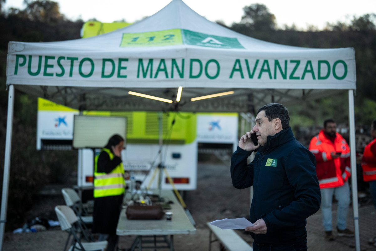 joosearodriguez's tweet image. Llegó a Adamuz en el minuto uno de la catástrofe, informando con transparencia, con sinceridad, gestionando en pleno caos, colaborando y coordinando con un único objetivo, que se salvarán el mayor número de vidas.

@JuanMa_Moreno es ejemplo de que hay una política diferente…