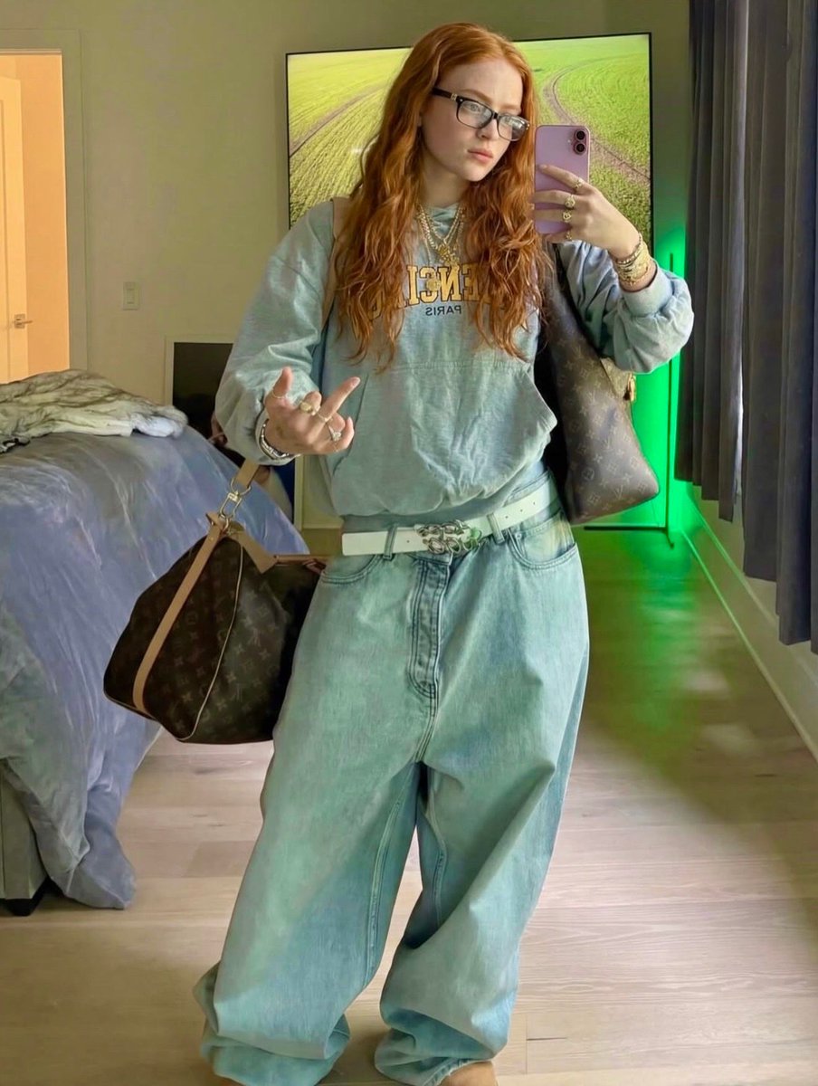 StrangerNews11's tweet image. Max Mayfield in 2026?? 😱