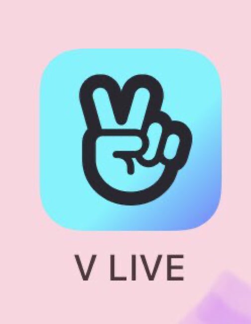 jinniebaby0T7's tweet image. If you were here before Weverse even existed and never left, you will get those tickets tomorrow 💜✨