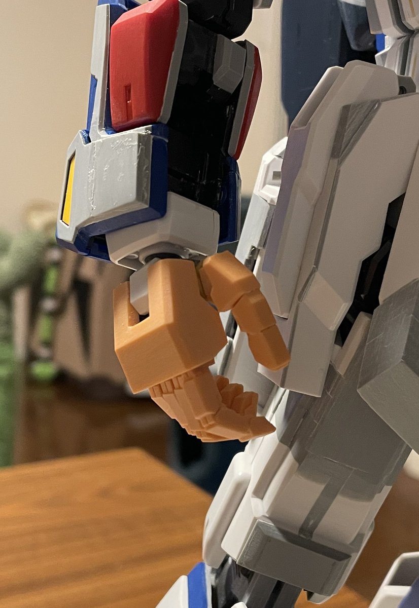 ちまちま tweet media