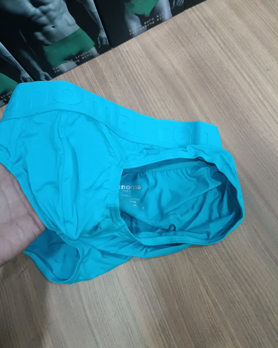 Khmer rosso tweet media