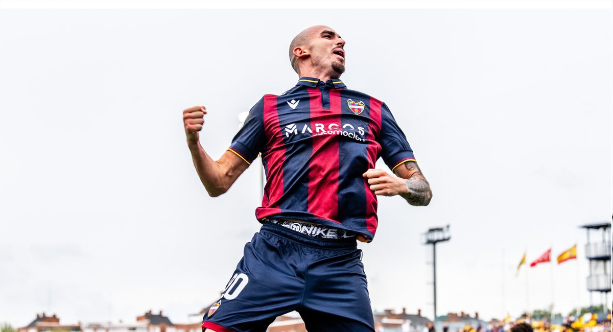 El <a href="/GranadaCF/">Granada CF ❤️⚪️</a> se mete en la puja por el mediocentro del <a href="/LevanteUD/">Levante UD</a> Oriol Rey, al que también pretende el <a href="/CDLeganes/">C.D. Leganés</a>, entre otros de #SegundaDivision, según publica <a href="/ideal_granada/">ideal_granada</a>