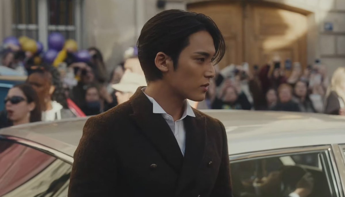 wonubliss's tweet image. prince mingyu 🤎

#MINGYUxDiorWinter26 #DiorWinter26