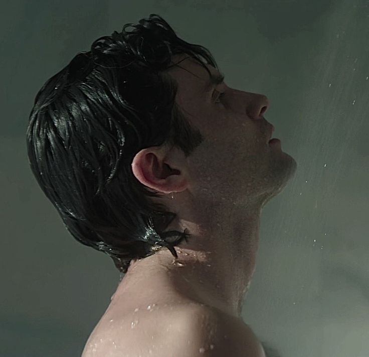 ᅠᅠ𝘩𝘦𝘭𝘭𝘰 𝒀𝑶𝑼 ／. tweet media