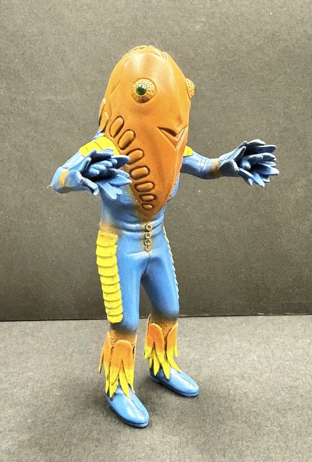 円谷ワンフェスにも参加予定ですがこちらは古巣の純喫茶ギロチンさん卓